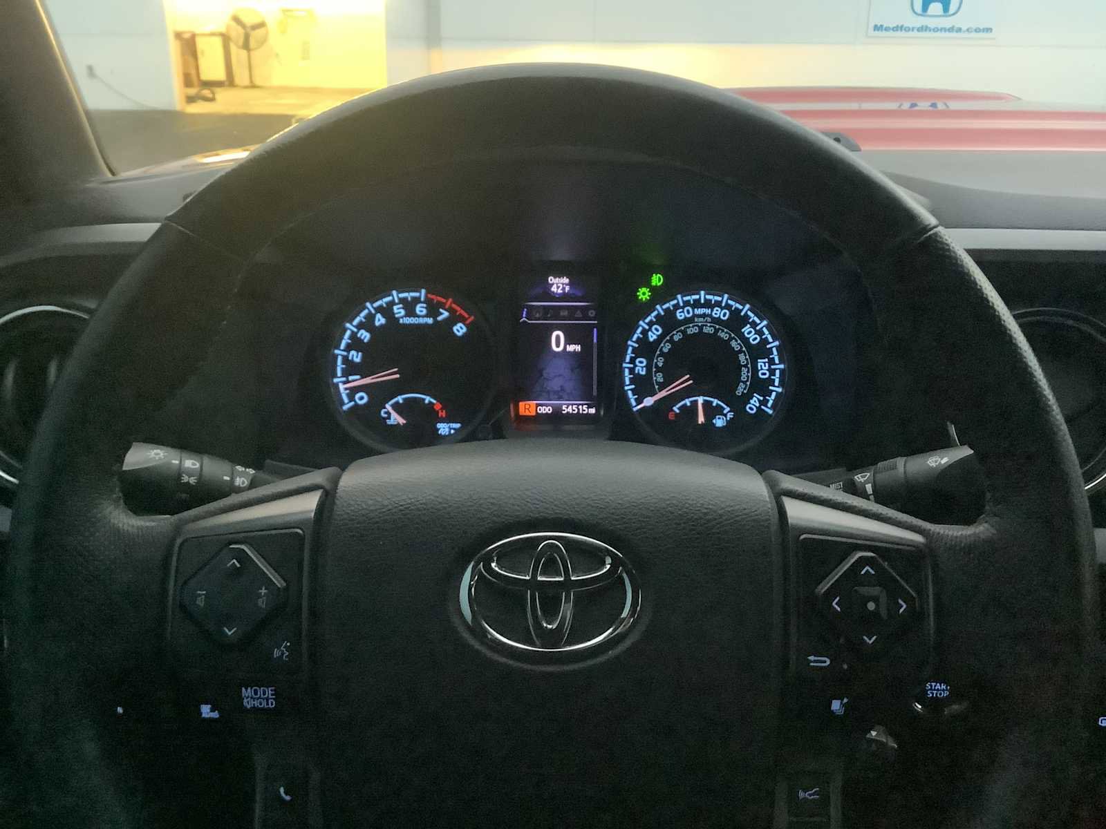 Used 2018 Toyota Tacoma TRD Sport image 16