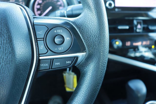 Used 2023 Toyota Camry LE image 18