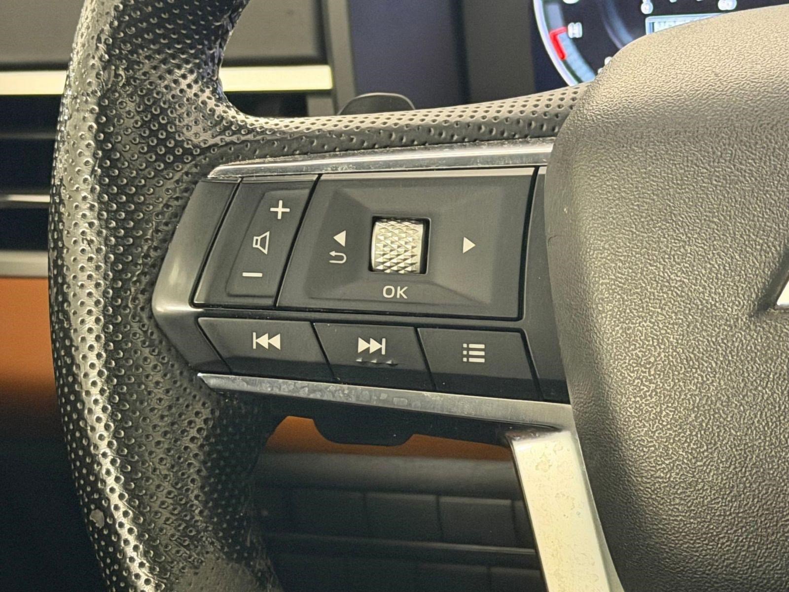 Used 2022 Mitsubishi Outlander SEL image 17