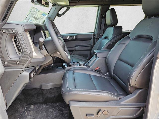 New 2026 Ford Bronco Outer Banks image 4