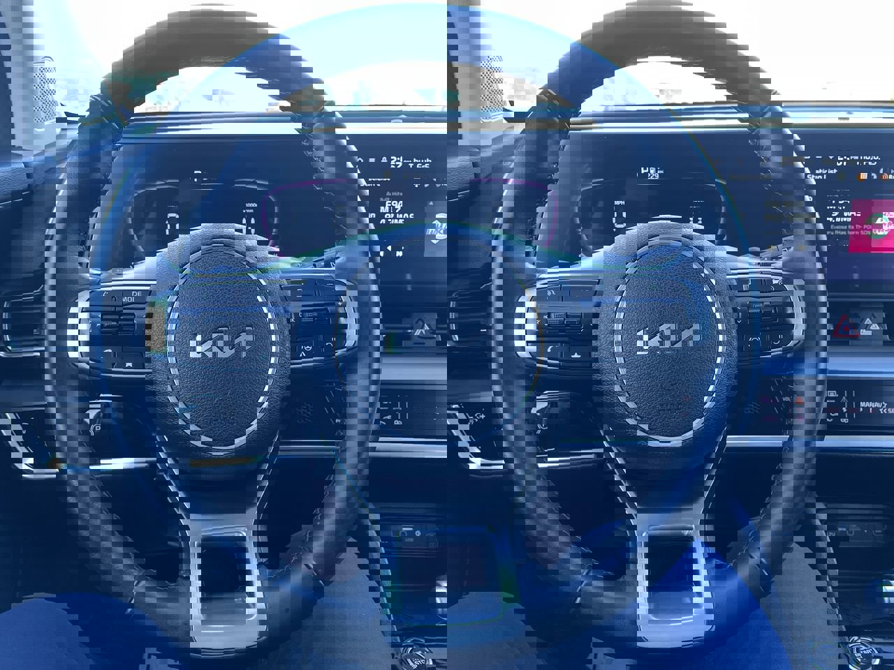 Used 2024 Kia Sportage EX image 17