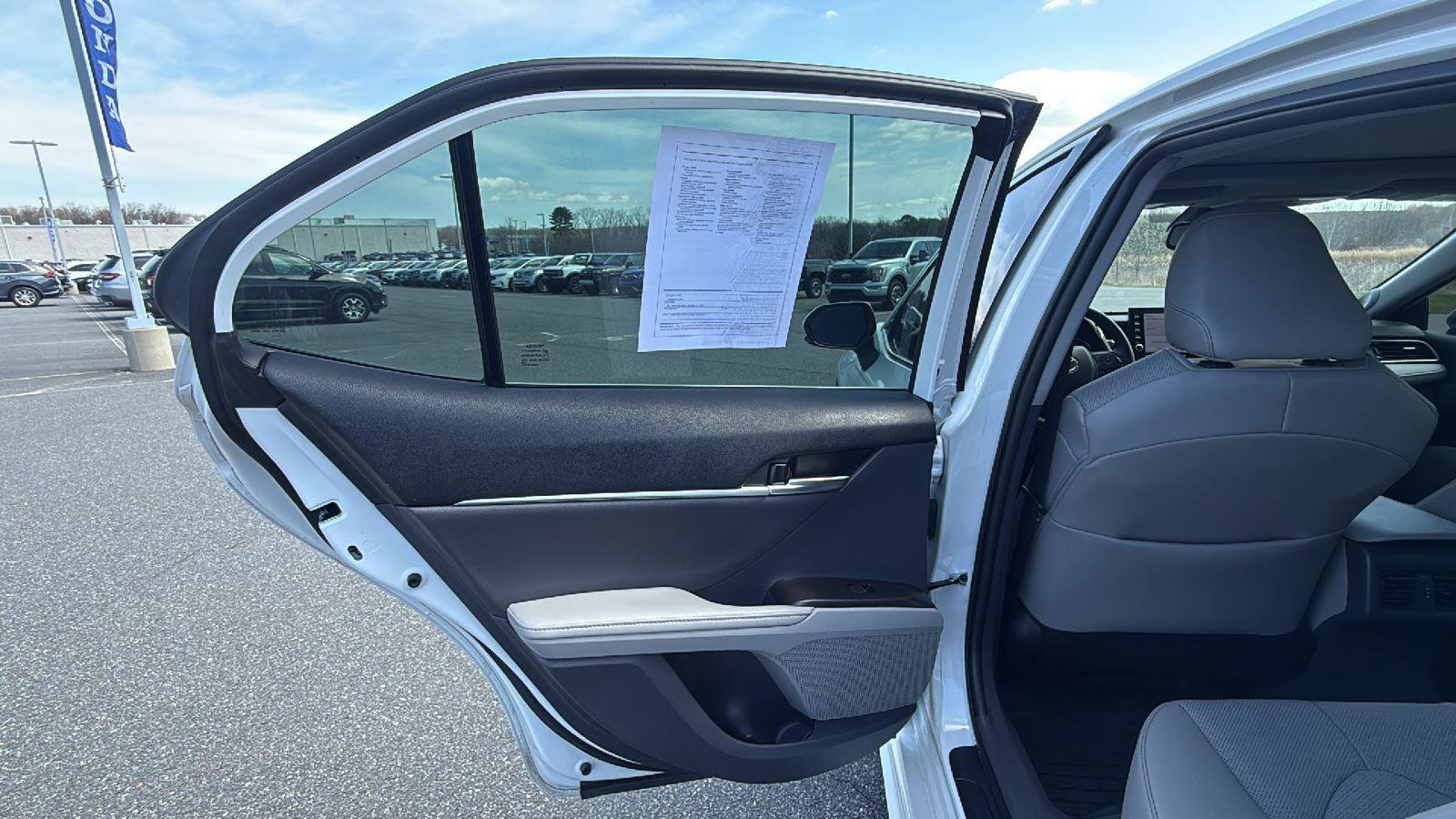 Used 2023 Toyota Camry XSE w/ Navigation Package FWD image 20