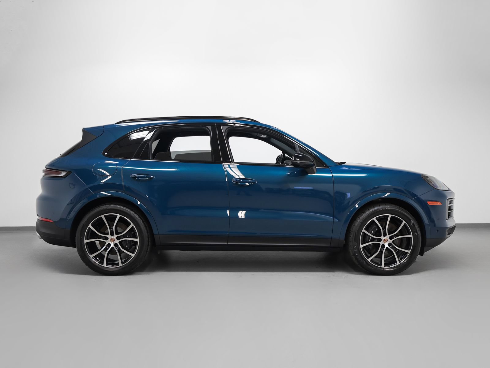 New 2026 Porsche Cayenne AWD/4WD image 13