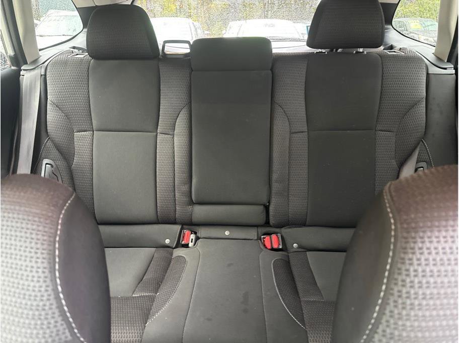 Used 2022 Subaru Outback Premium image 21