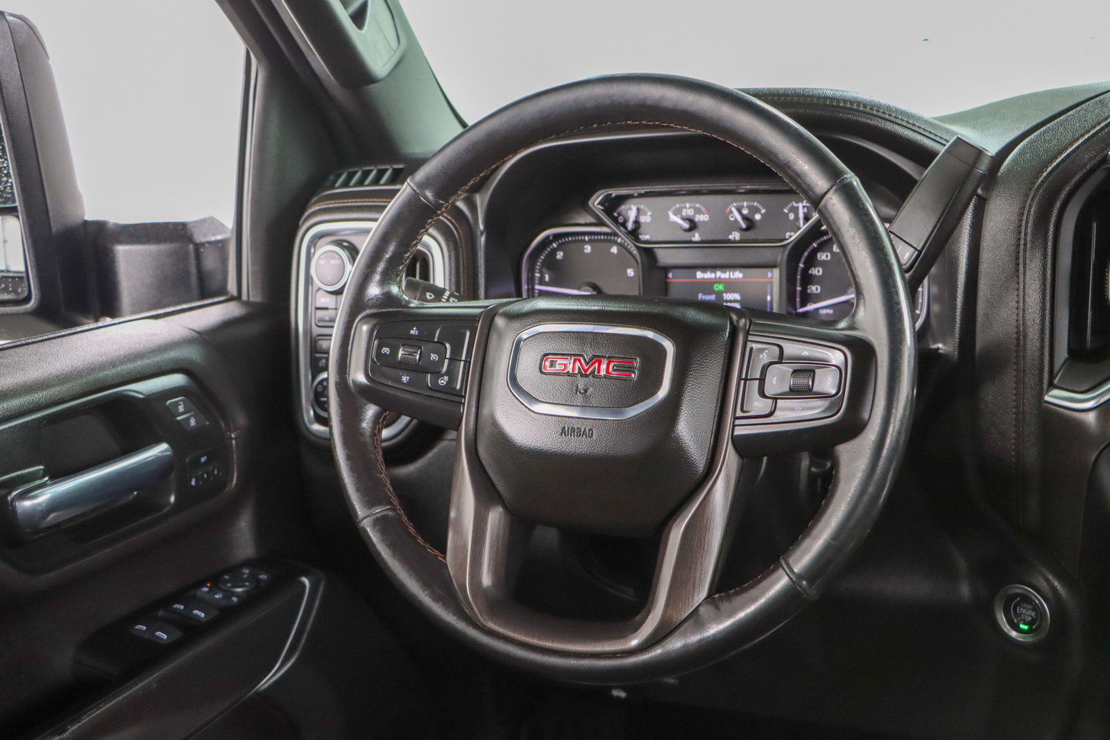 Used 2022 GMC Sierra 2500 AT4 w/ Gooseneck/5TH Wheel Package image 13