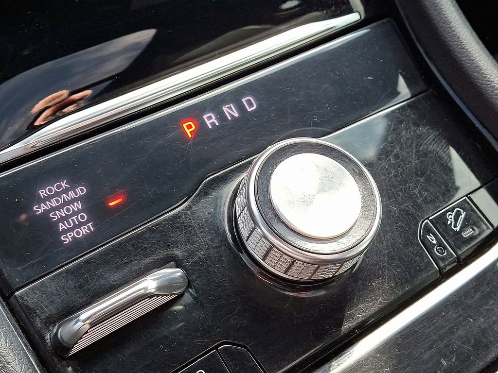 Used 2021 Jeep Grand Cherokee L Overland w/ Advanced Protech Group III image 18