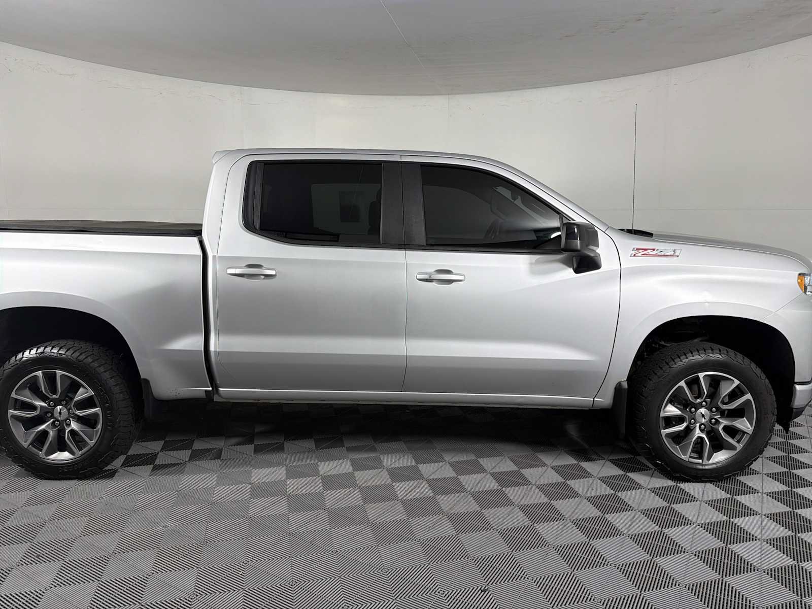 Used 2020 Chevrolet Silverado 1500 RST AWD/4WD image 12