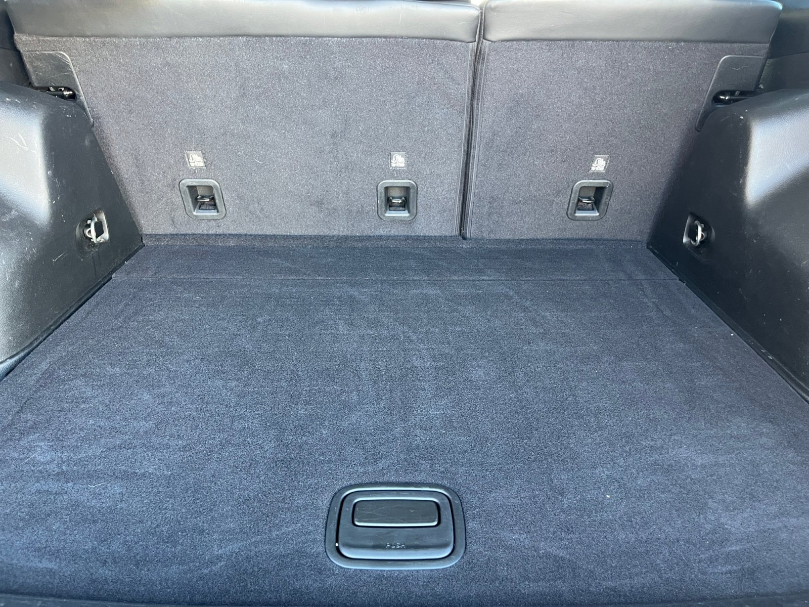 Used 2020 Jeep Cherokee Latitude Lux w/ Quick Order Package 26H Lux image 24