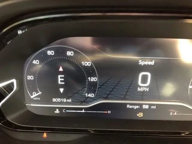 Used 2022 GMC Yukon XL Denali image 12