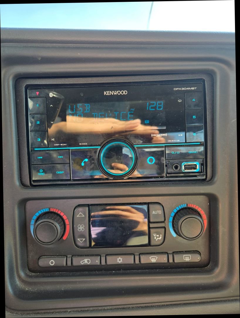 Used 2005 Chevrolet Avalanche LT w/ Preferred Equipment Group RWD image 24