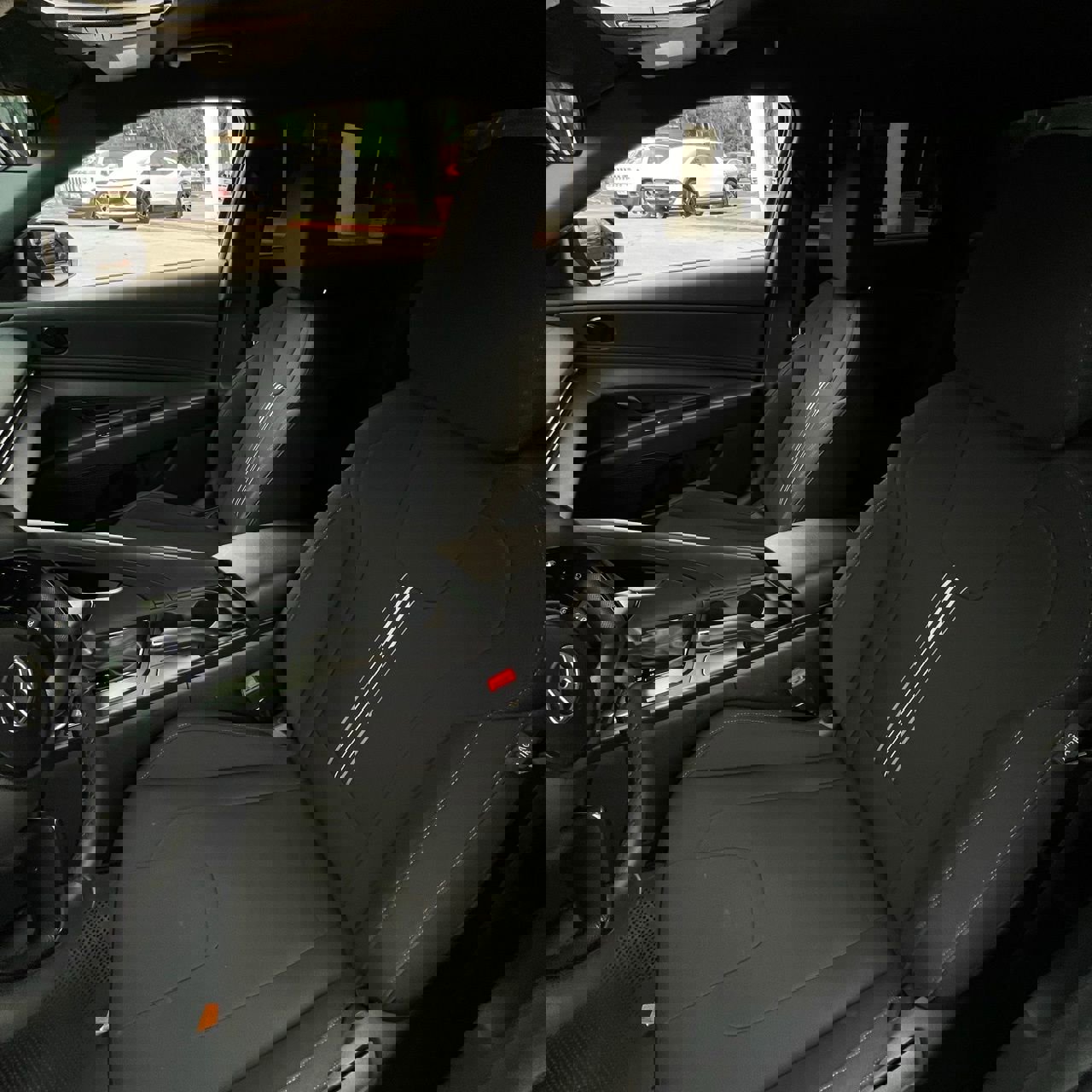 Used 2025 Hyundai Elantra Sport image 21