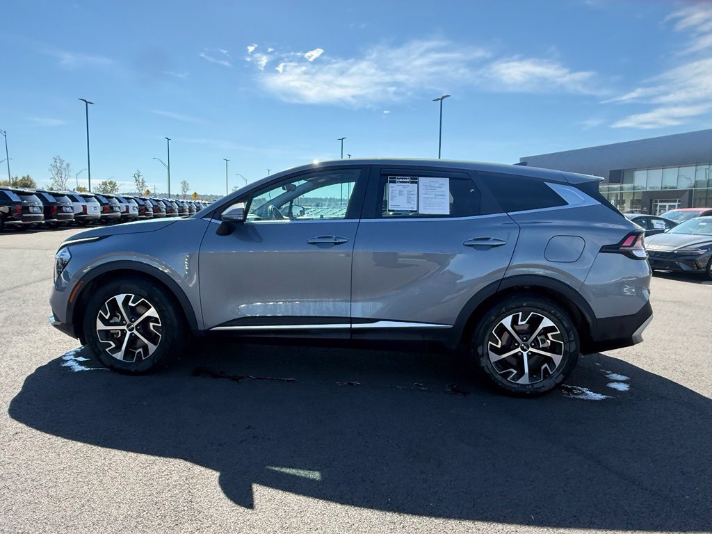 Used 2023 Kia Sportage EX FWD image 8