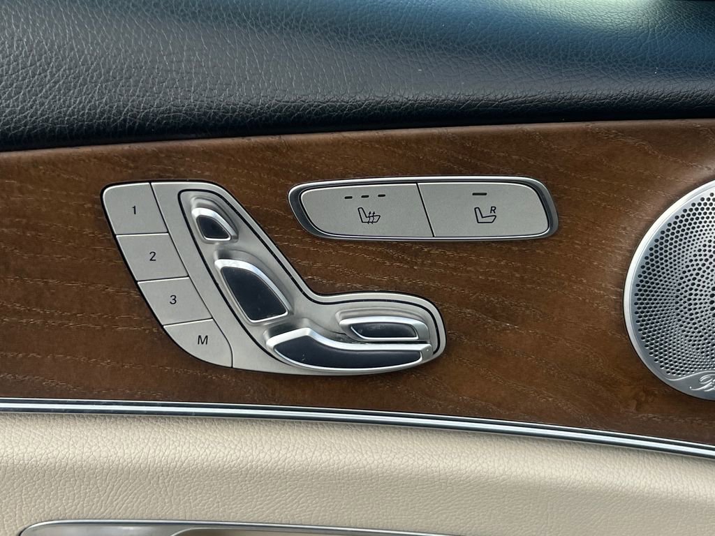 Used 2019 Mercedes-Benz E 300 image 20