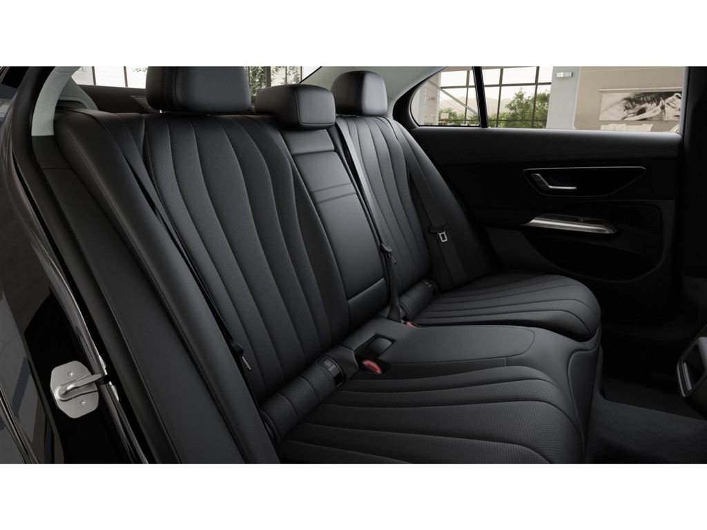 New 2026 Mercedes-Benz E 350 4MATIC Sedan image 5