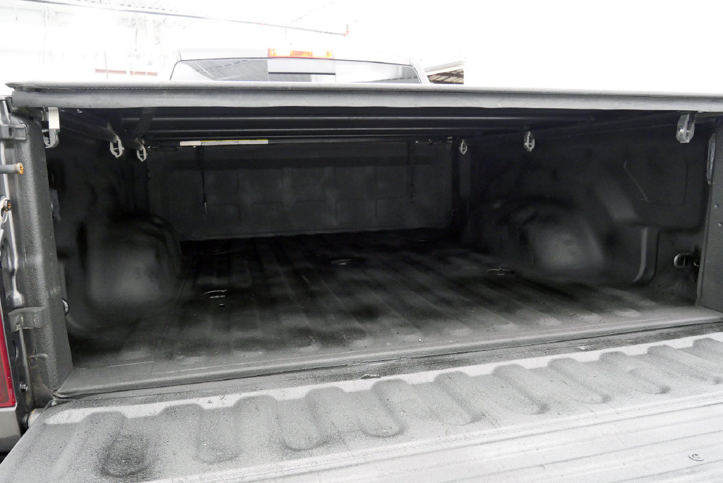 Used 2017 RAM 2500 Laramie w/ Sport Appearance Group AWD/4WD image 38