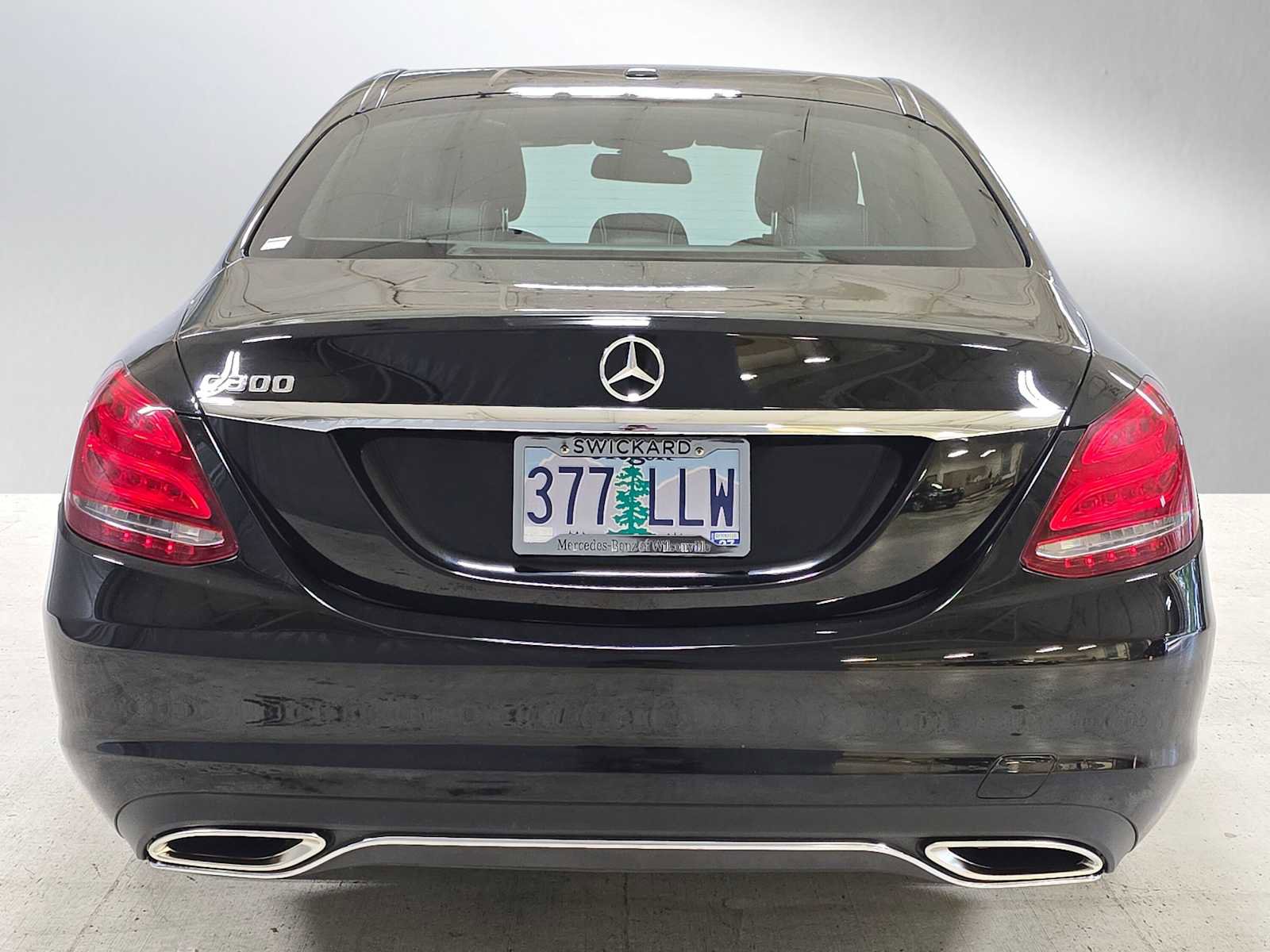 Used 2018 Mercedes-Benz C 300 Sedan image 4