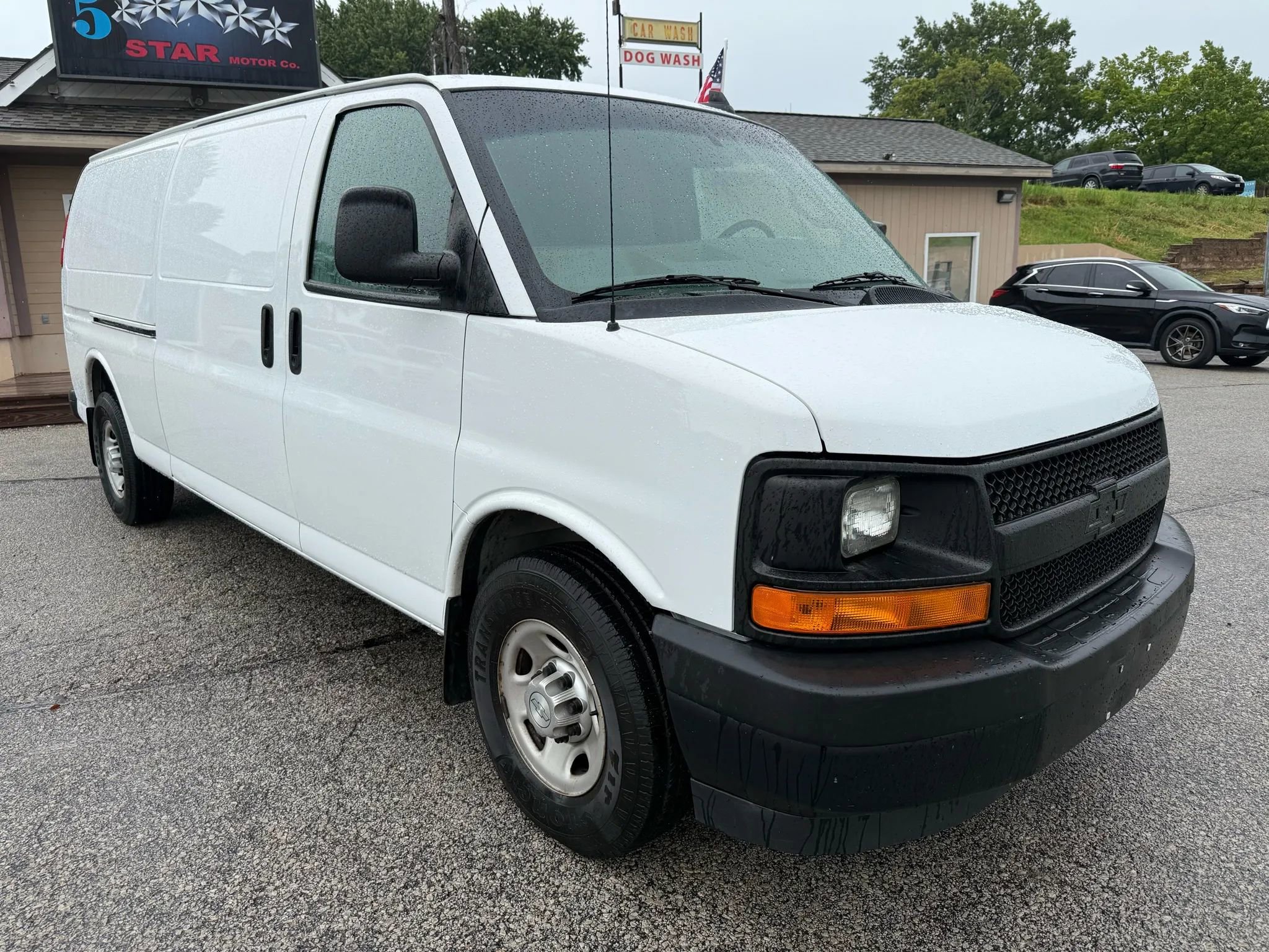 Used 2017 Chevrolet Express 3500 Extended