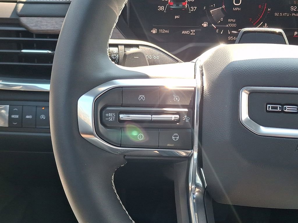 Used 2026 GMC Acadia Denali Ultimate w/ LPO, Floor Liner Package AWD/4WD image 21