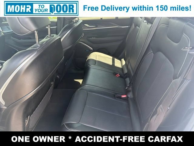 Used 2023 Jeep Grand Cherokee Overland w/ Advanced Protech Group III AWD/4WD image 37