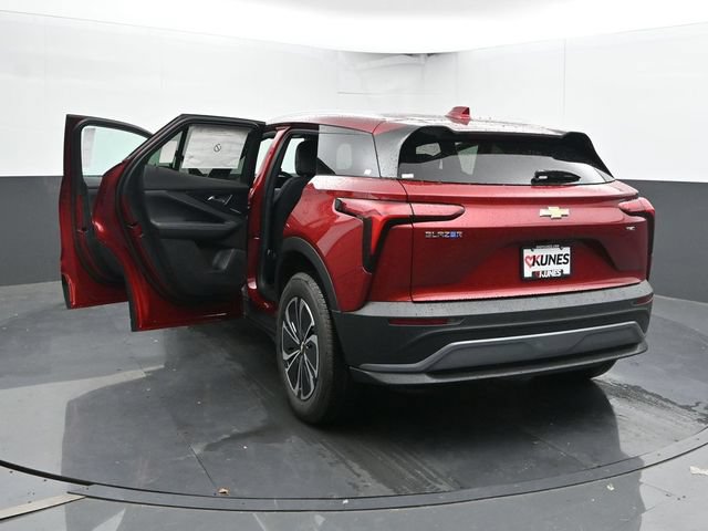 New 2026 Chevrolet Blazer EV LT AWD/4WD image 49
