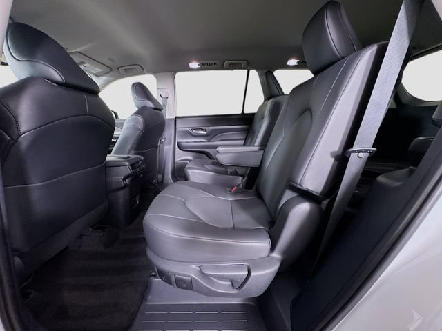 Certified 2024 Toyota Grand Highlander AWD image 26