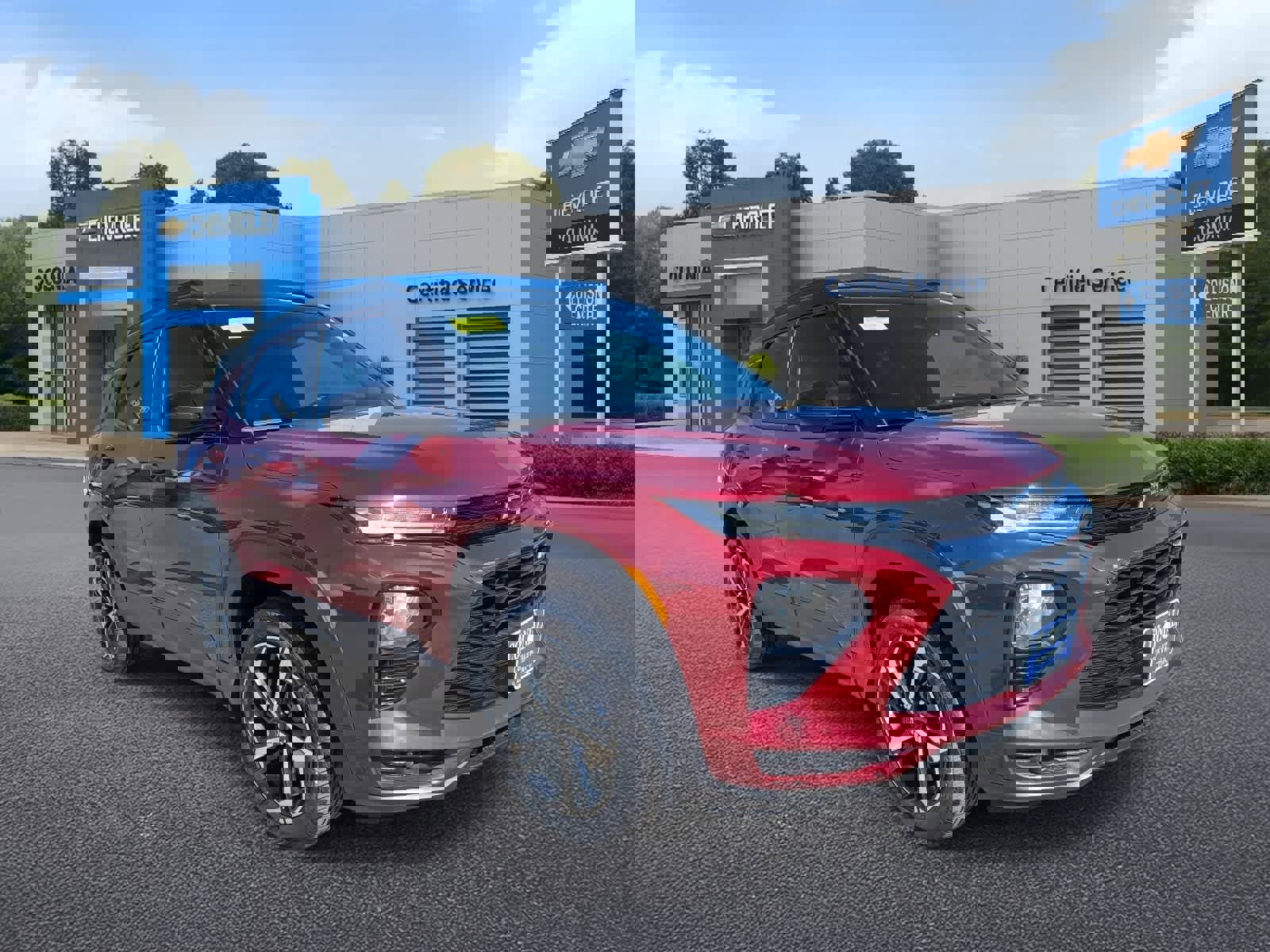 Used 2023 Chevrolet TrailBlazer RS w/ Convenience Package image 2