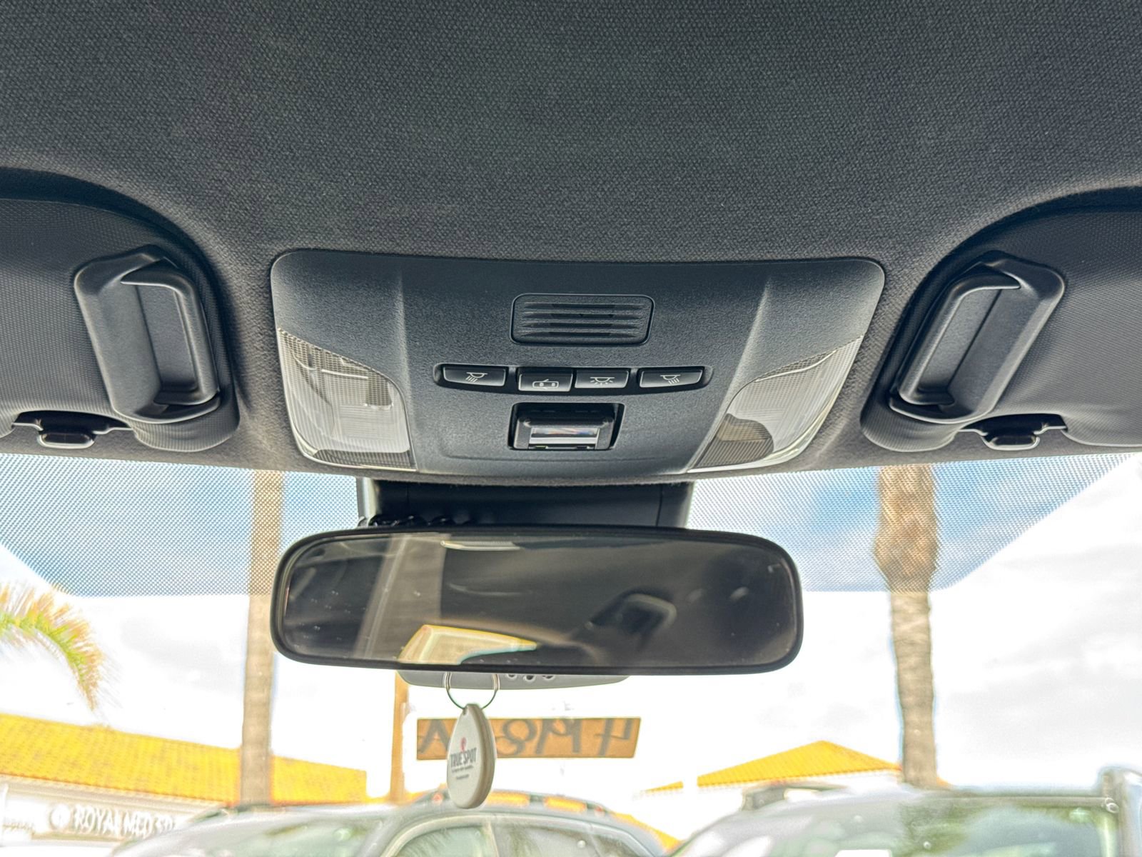 Used 2022 Toyota Corolla SE image 13