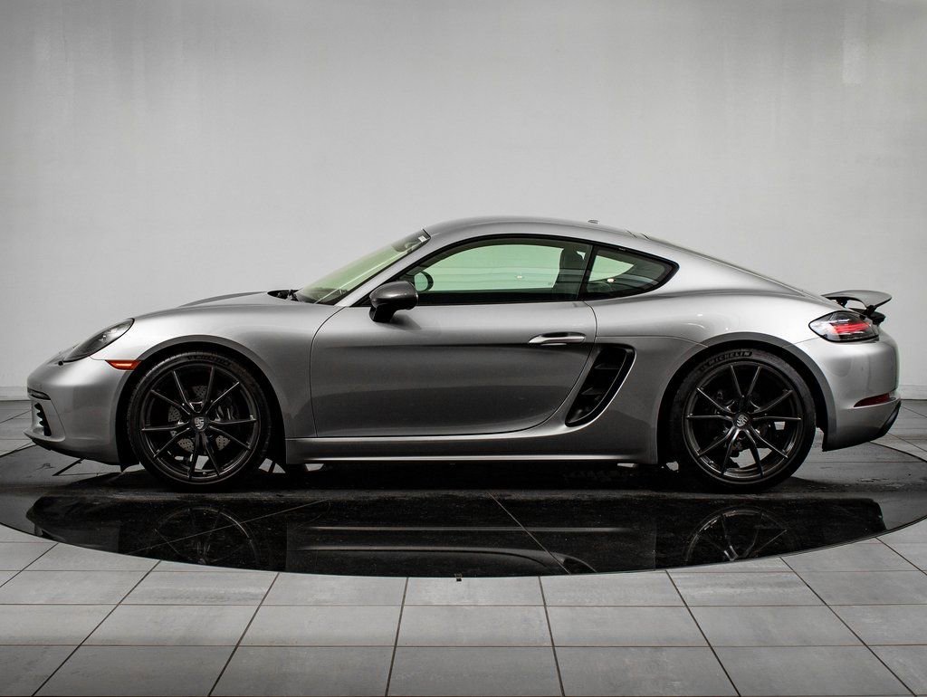 Certified 2023 Porsche 718 Cayman image 2