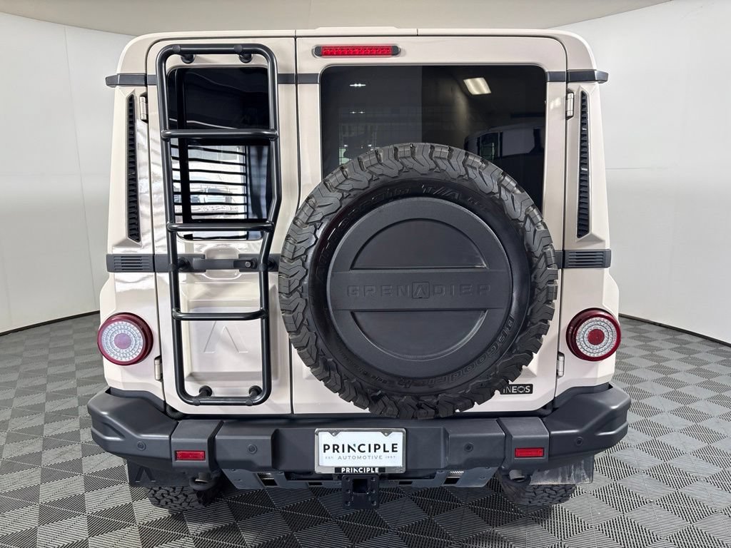 Used 2025 INEOS Grenadier Station Wagon AWD/4WD image 6