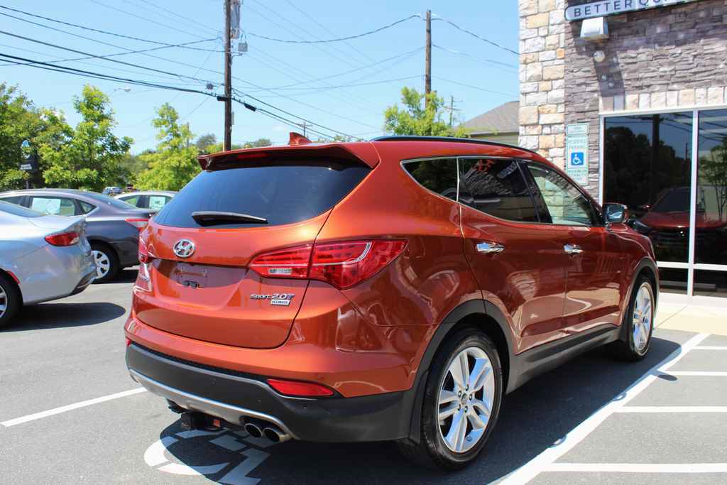 Used 2015 Hyundai Santa Fe Sport 2.0T w/ Option Group 05 FWD image 5