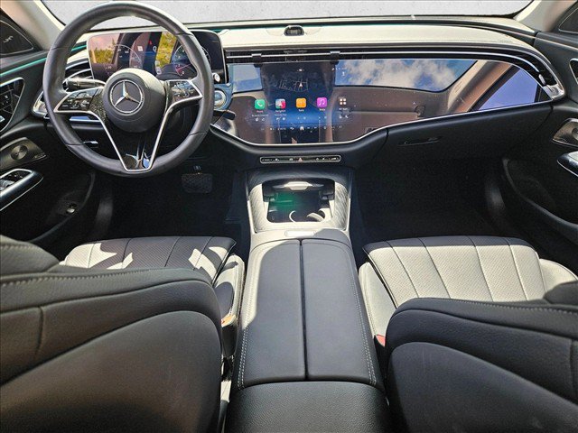 Used 2025 Mercedes-Benz E 350 Sedan image 17