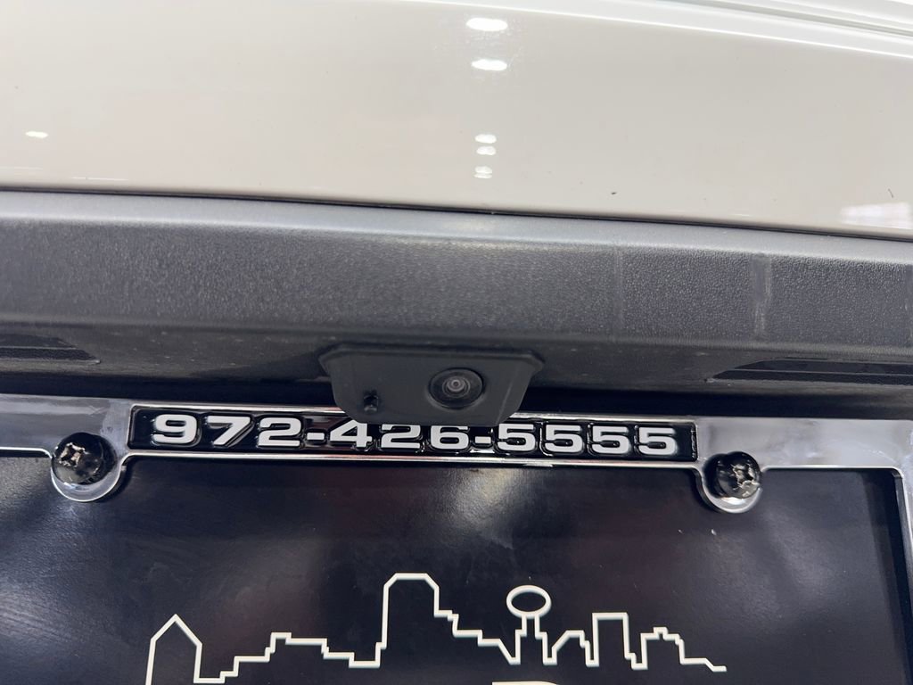 Used 2025 Porsche Macan Turbo image 21