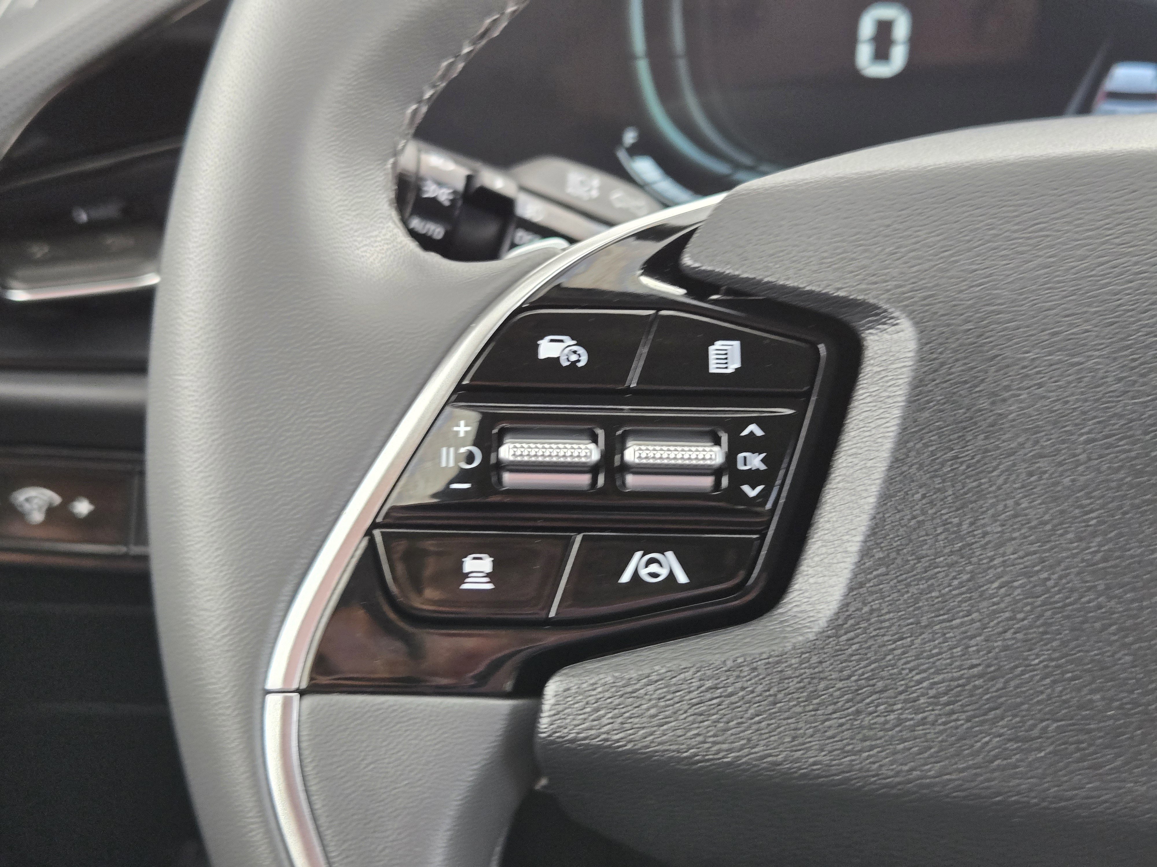 Used 2024 Kia Niro EX Touring FWD image 18