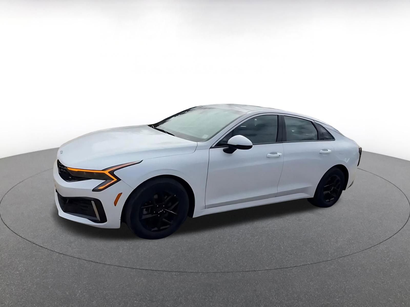 Used 2025 Kia K5 LXS image 8