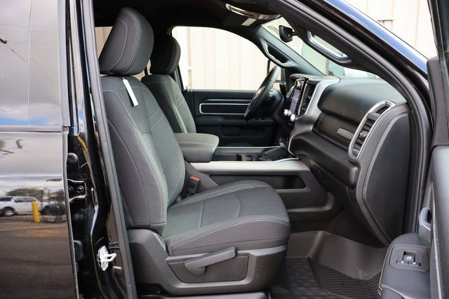 Used 2025 RAM 2500 Big Horn AWD/4WD image 49