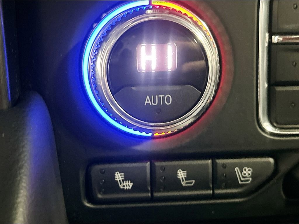 Used 2021 GMC Yukon AT4 w/ AT4 Premium Plus Package image 21