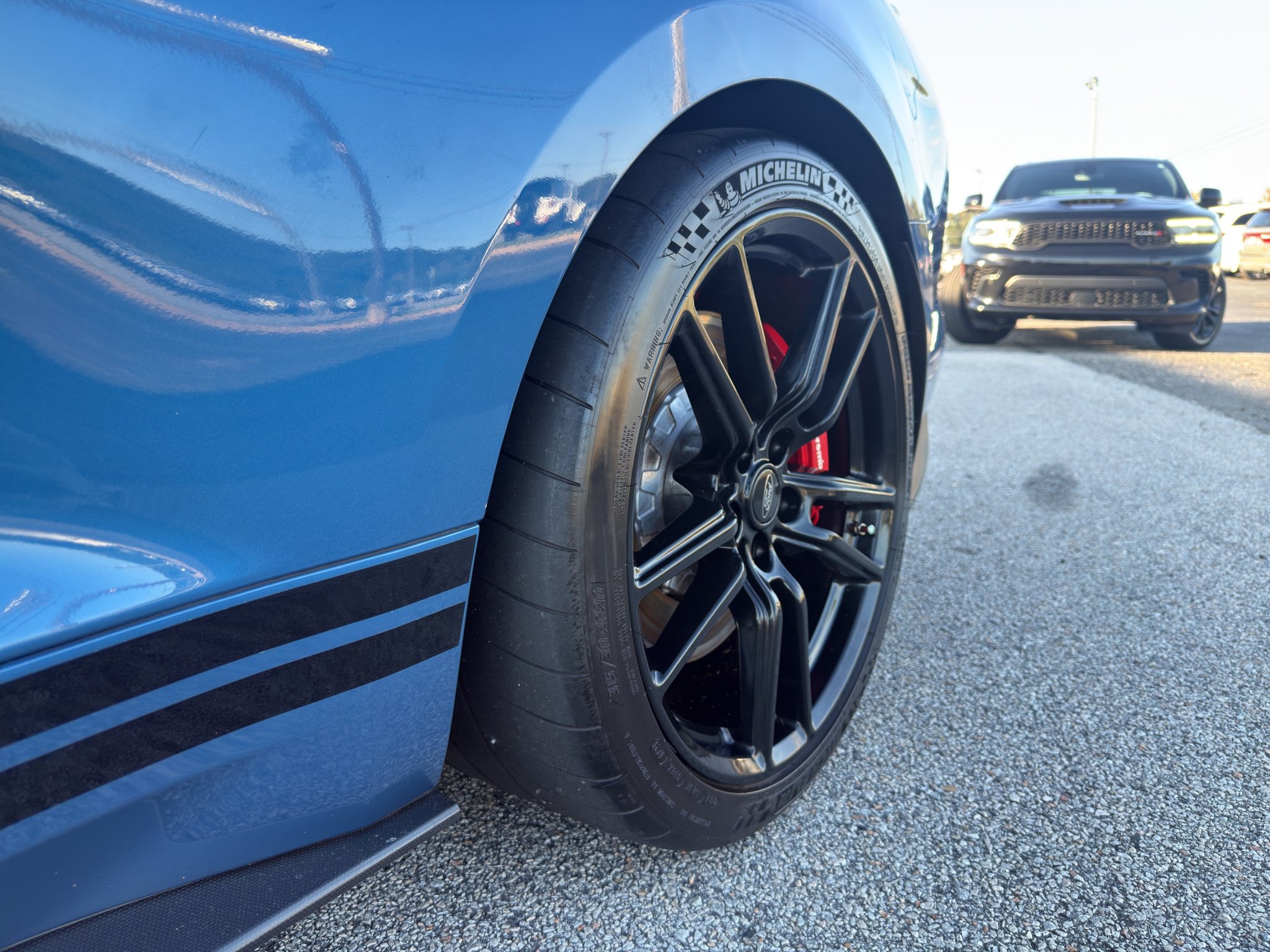 Used 2020 Ford Mustang Shelby GT500 w/ Technology Package RWD image 15
