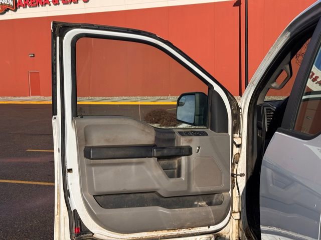 Used 2015 Ford F150 XL w/ Equipment Group 101A Mid AWD/4WD image 4