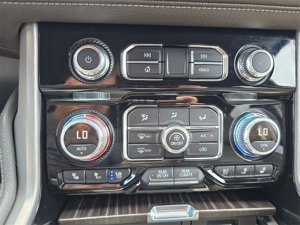 Used 2021 GMC Yukon Denali image 25