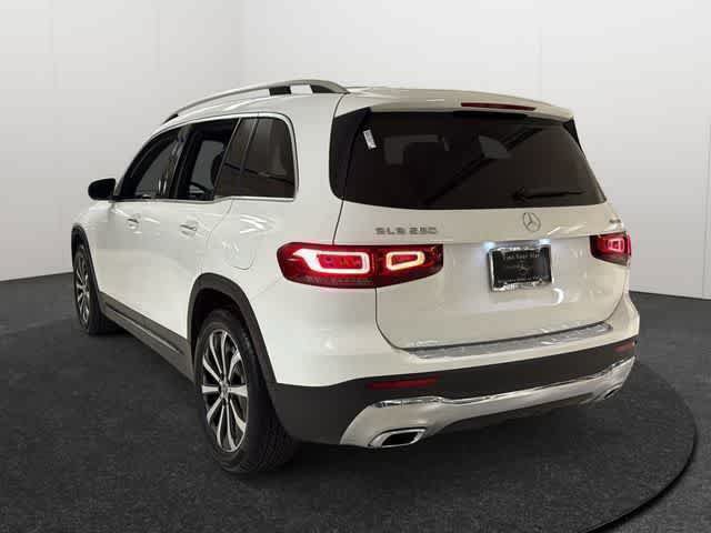 Used 2022 Mercedes-Benz GLB 250 4MATIC image 5