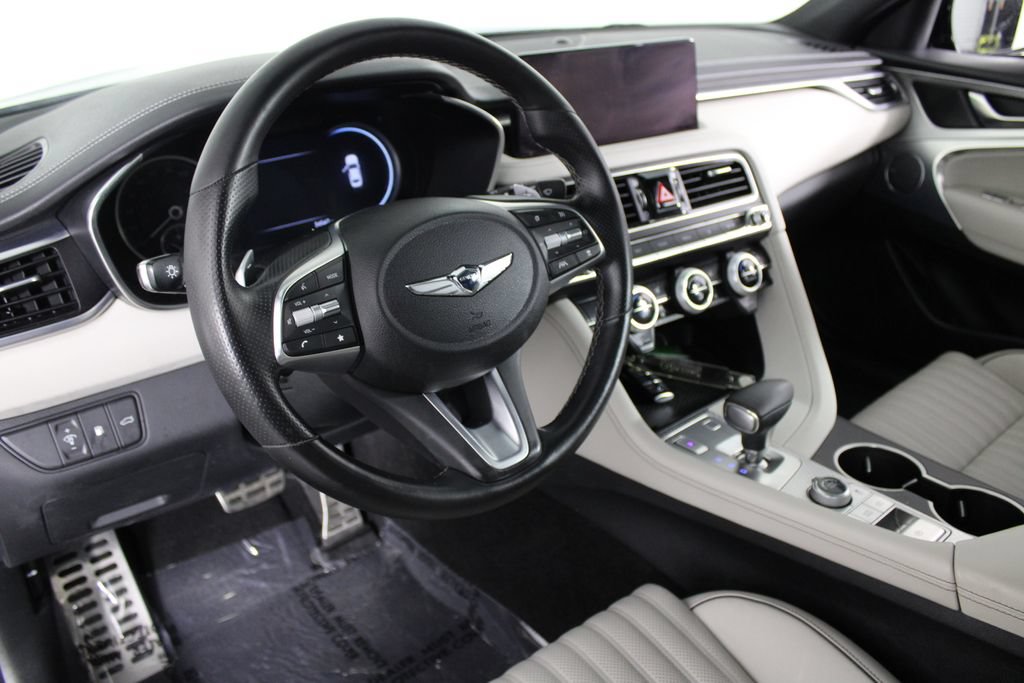 Used 2023 Genesis G70 2.0T w/ Sport Prestige Package AWD/4WD image 16