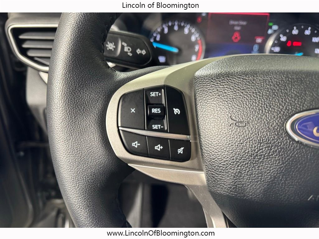 Used 2023 Ford Explorer XLT w/ Equipment Group 202A image 25