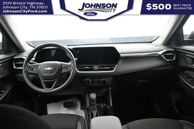 Used 2024 Chevrolet TrailBlazer LS w/ LS Convenience Package AWD/4WD image 17