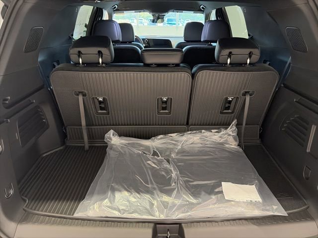 New 2026 Chevrolet Traverse LT w/ Driver Confidence Package FWD image 14