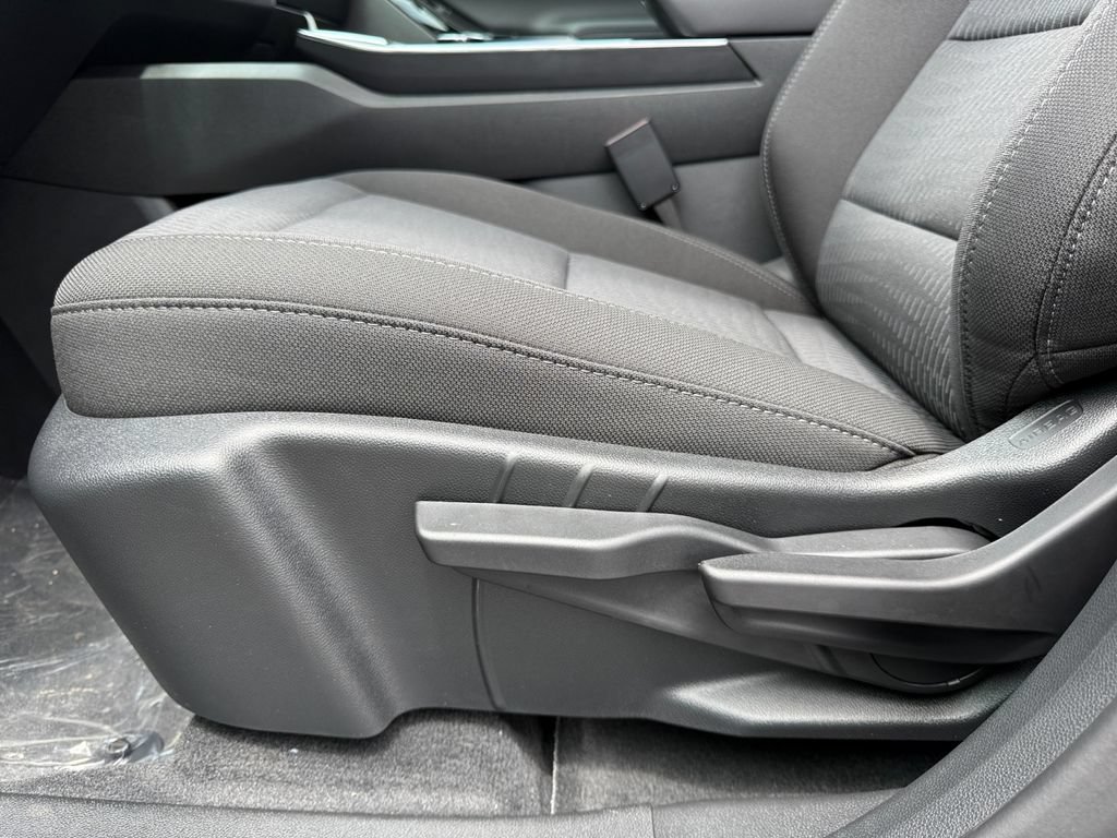 New 2027 Chevrolet Equinox LT FWD image 10