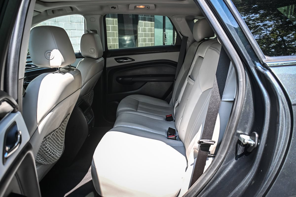 Used 2014 Cadillac SRX Performance w/ Driver Awareness Package AWD/4WD image 13