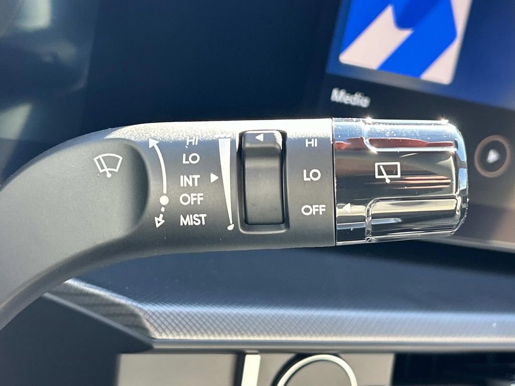 New 2026 Hyundai Santa Fe SE image 29