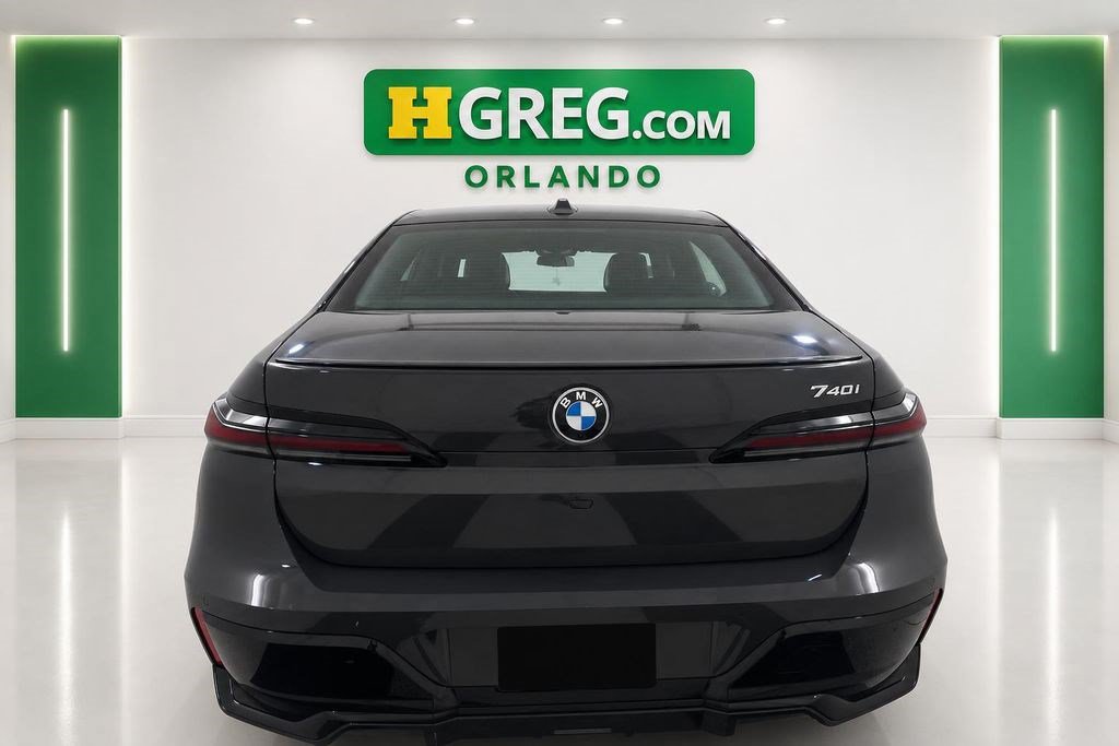 Used 2026 BMW 740i w/ Premium Package RWD image 8