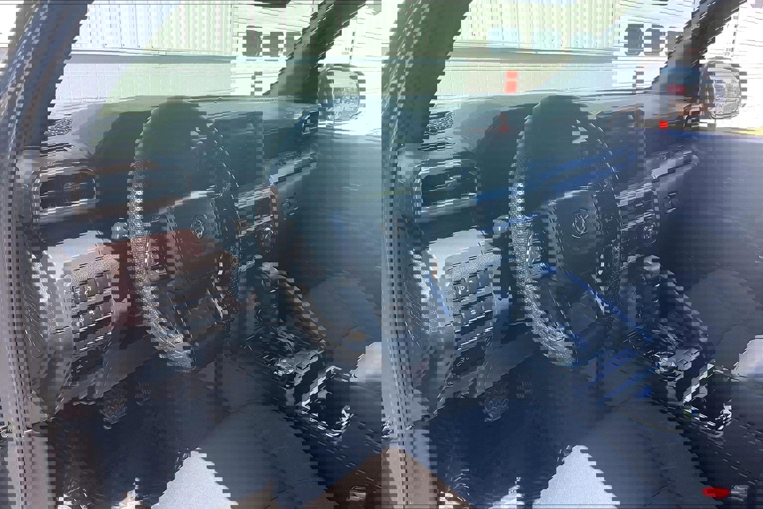 Used 2025 Toyota Tacoma SR5 image 18