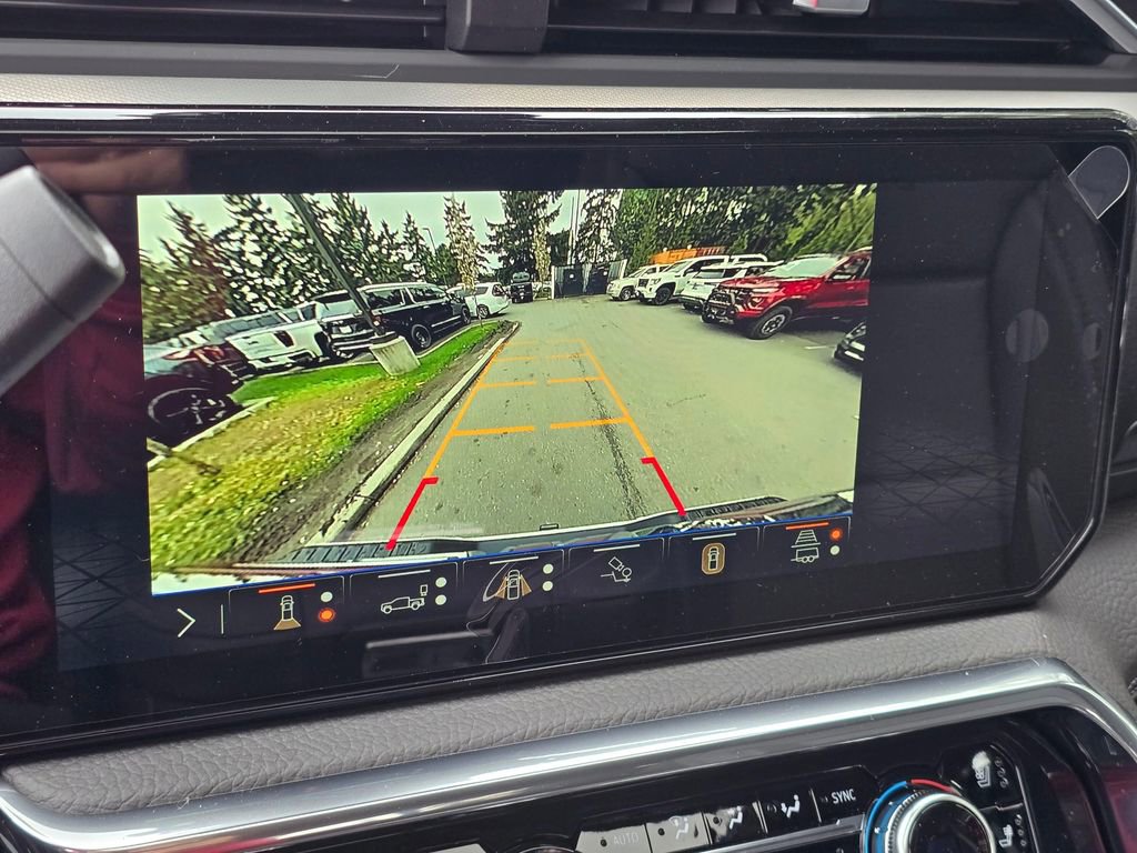 New 2026 GMC Sierra 3500 Denali w/ Denali Reserve Package AWD/4WD image 29